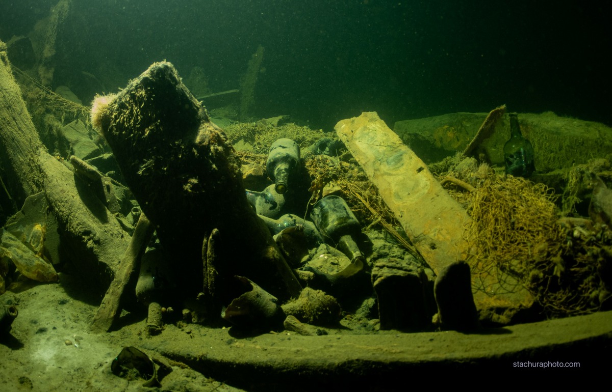 Wnętrza dwóch wraków w Bałtyku okazały się „małą historyczną sensacją”