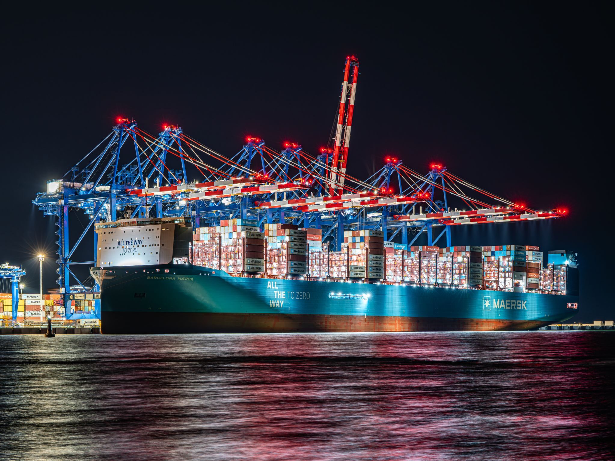 Nowoczesny gigant Barcelona Maersk zawinął do Baltic Hub