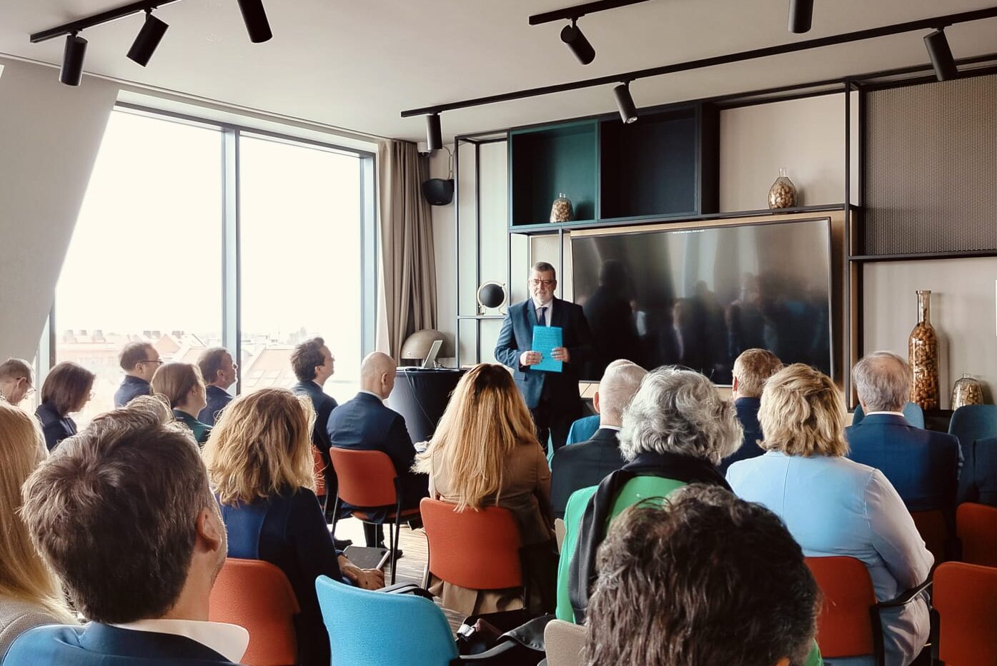 Port Gdynia z wizytą w Hamburgu. Kluczowa debata o odporności portów